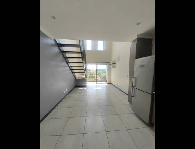 2 BEDROOM APARTMENT FOR SALE IN LONEHILL